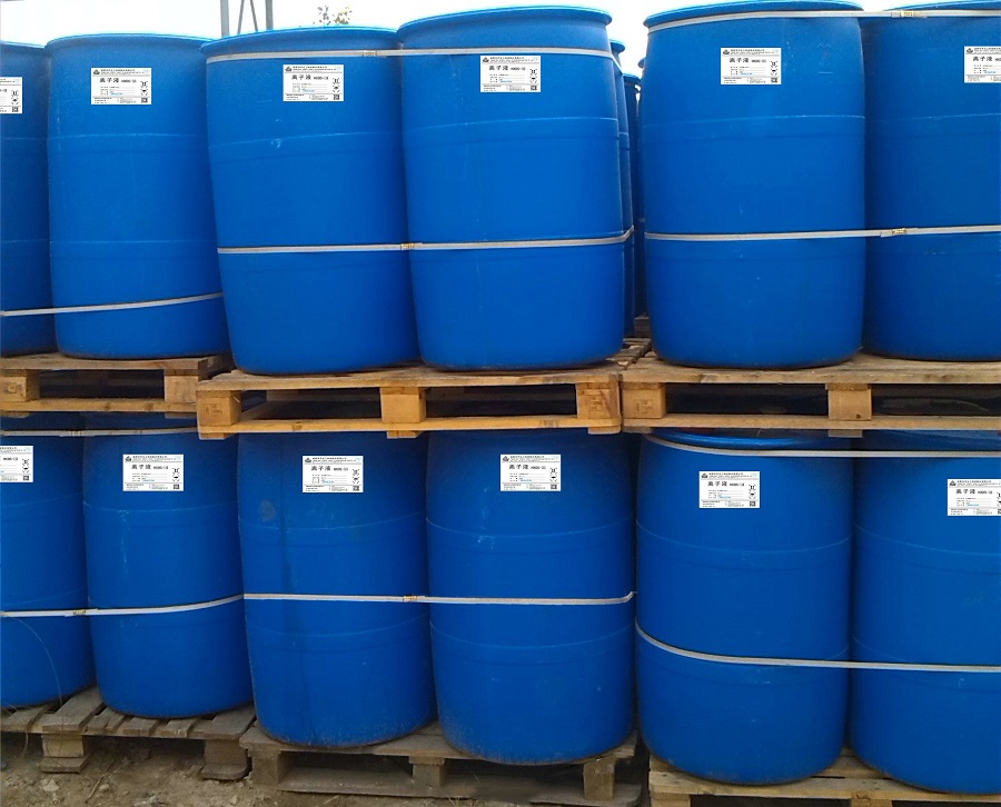 Ionic liquid desulfurizer